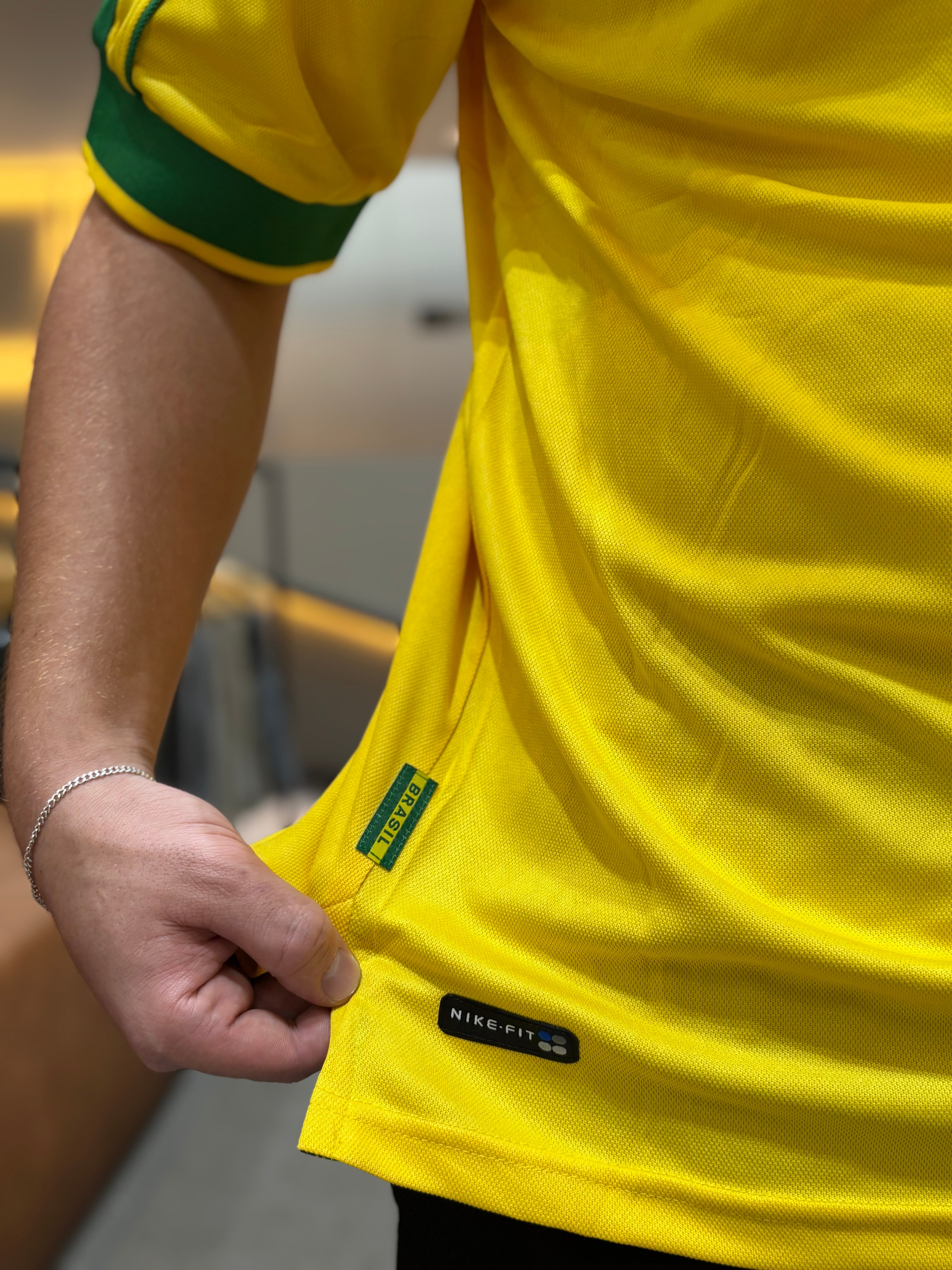 Camisa Brasil I 2002 Ronaldo Retrô