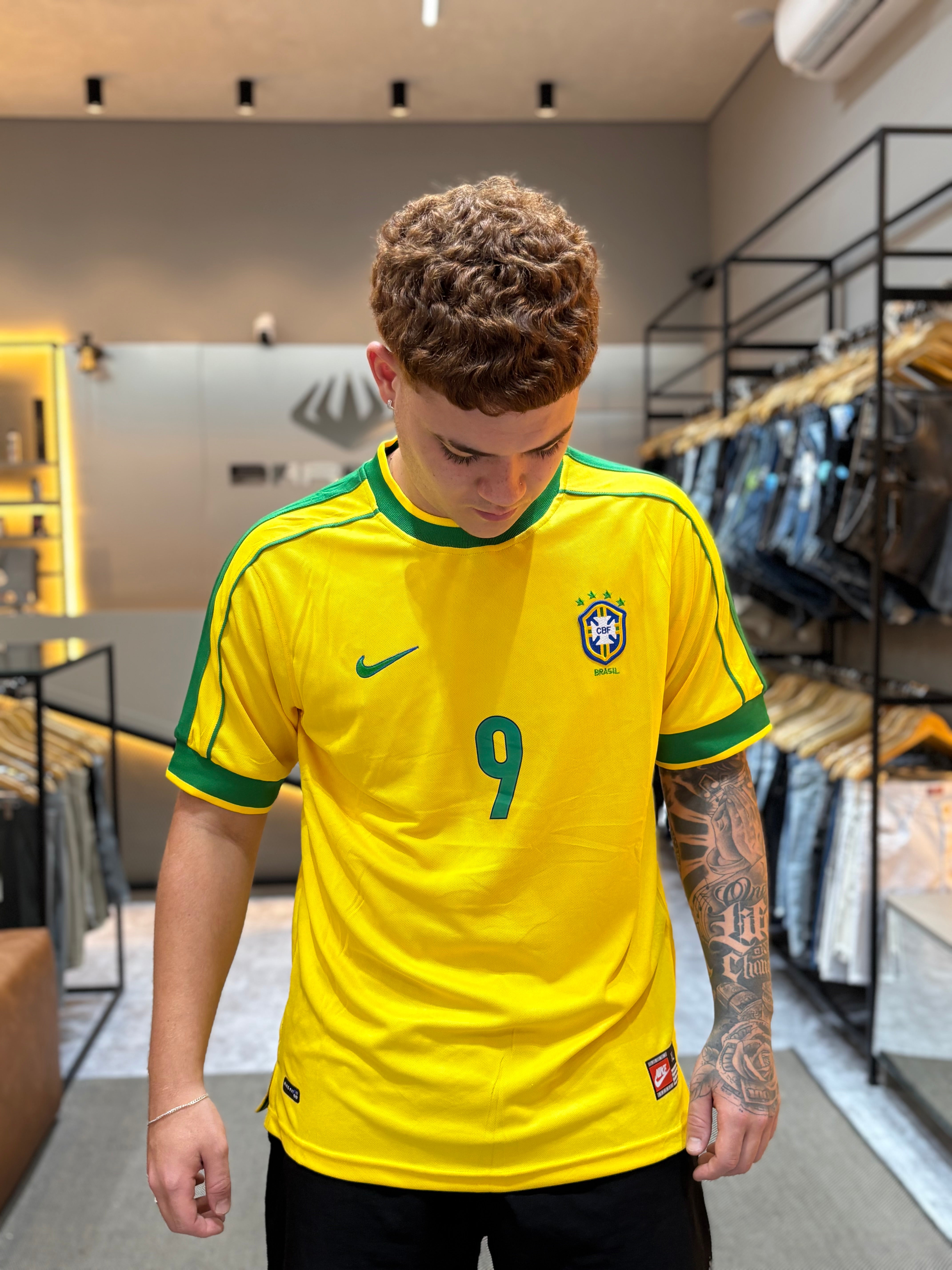 Camisa Brasil I 2002 Ronaldo Retrô